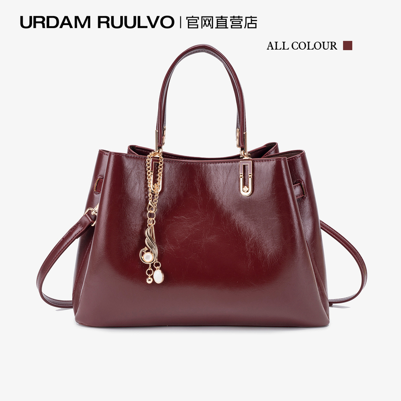 U&R Oil Wax Leather Red Wedding Bag for Women 2026 New Autumn and Winter Handbag for Mothers Large Capacity Shoulder Crossbody Bag U&R Oil Wax Leather Red Wedding Bag for Women 2026 New Autumn and Winter Handbag for Mothers Large Capacity Shoulder Crossbody Bag