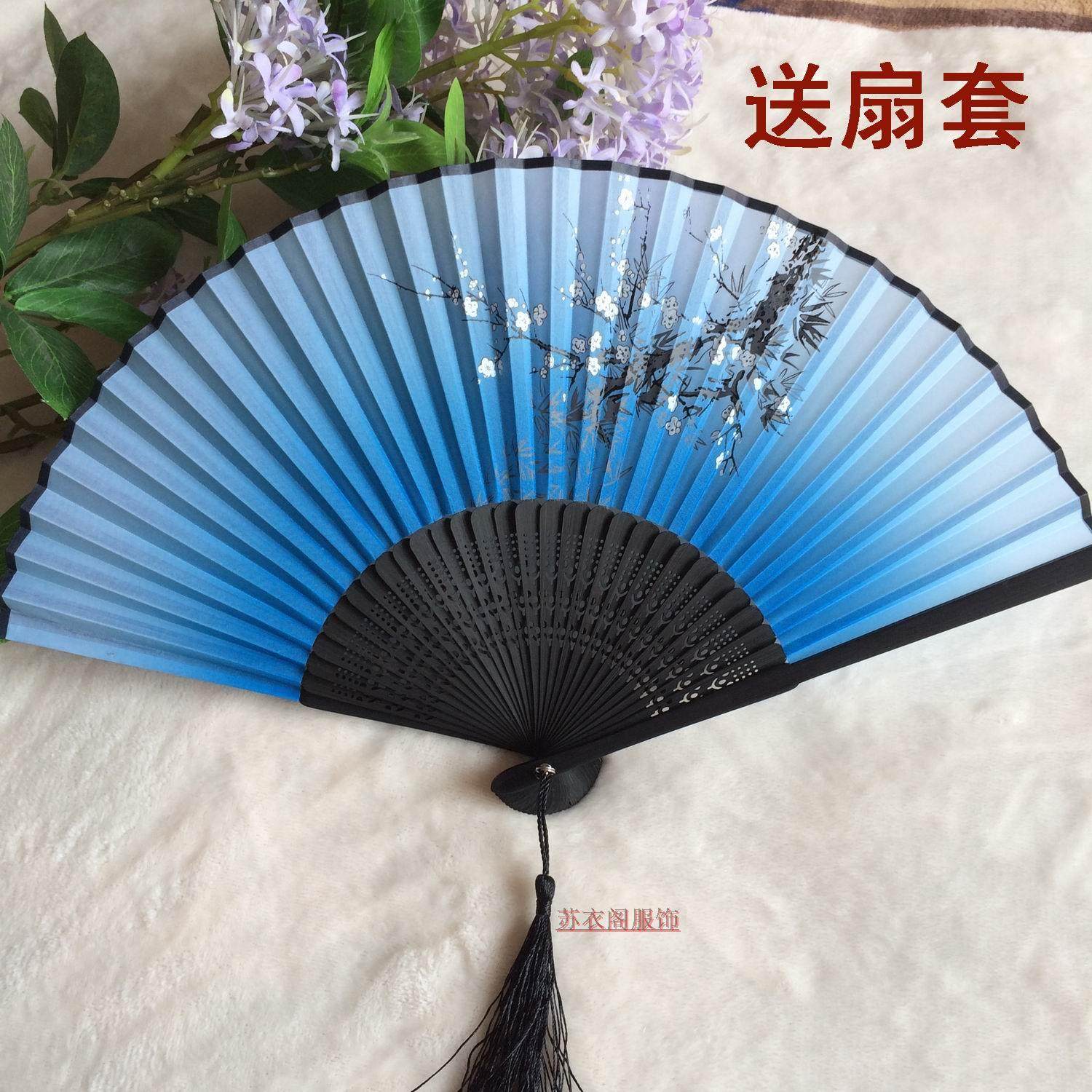 Suzhou silk bamboo fan carving fan bone Yixiaomei folding fan Jiangnan characteristic fan Business gift instrument abroad gift