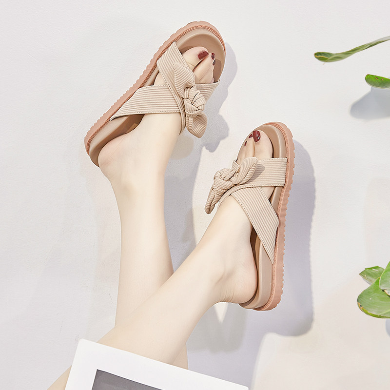 Outside wearing slippers female summer 2022 This year the new online red butterfly knot fashion 100 lap superfires with a thick base and cool drag