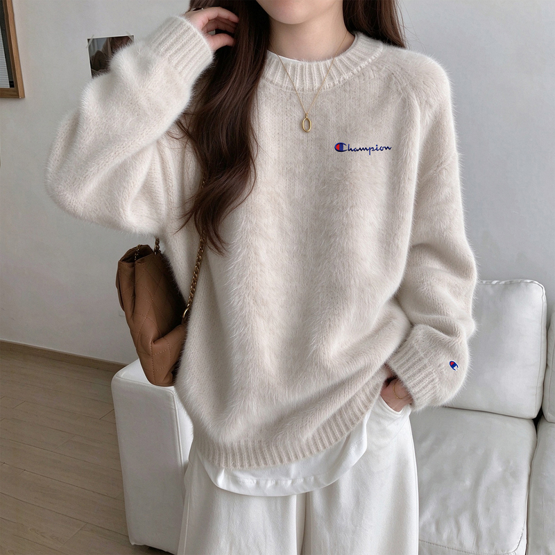 Japanese Style Champion Soft Sweater for Women 2026 Autumn and Winter Lazy Style Warm High-End Loose Pullover Knit Top Japanese Style Champion Soft Sweater for Women 2026 Autumn and Winter Lazy Style Warm High-End Loose Pullover Knit Top