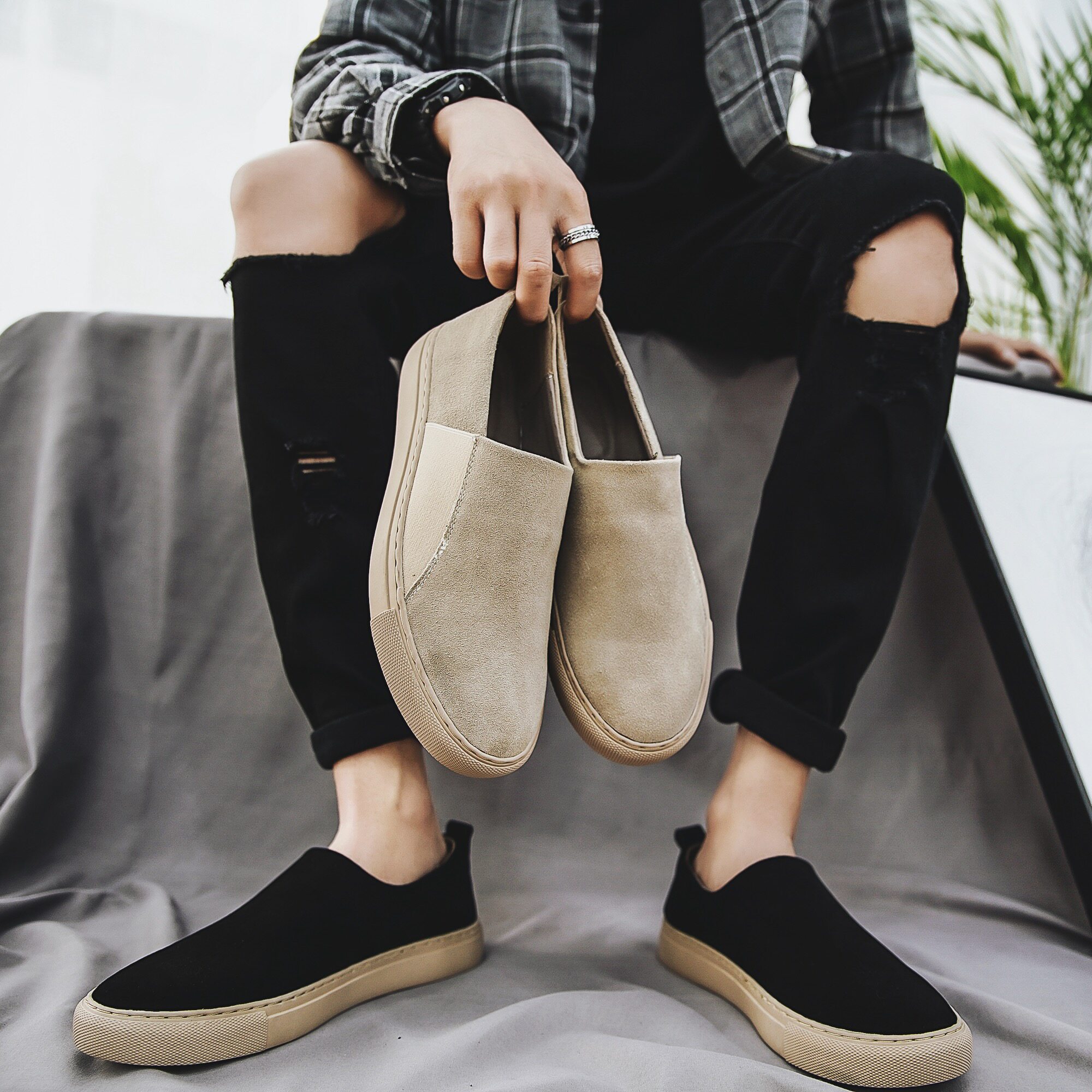 Loafers men's slip-on loafers British style breathable Korean version all-match trend suede casual leather men's shoes