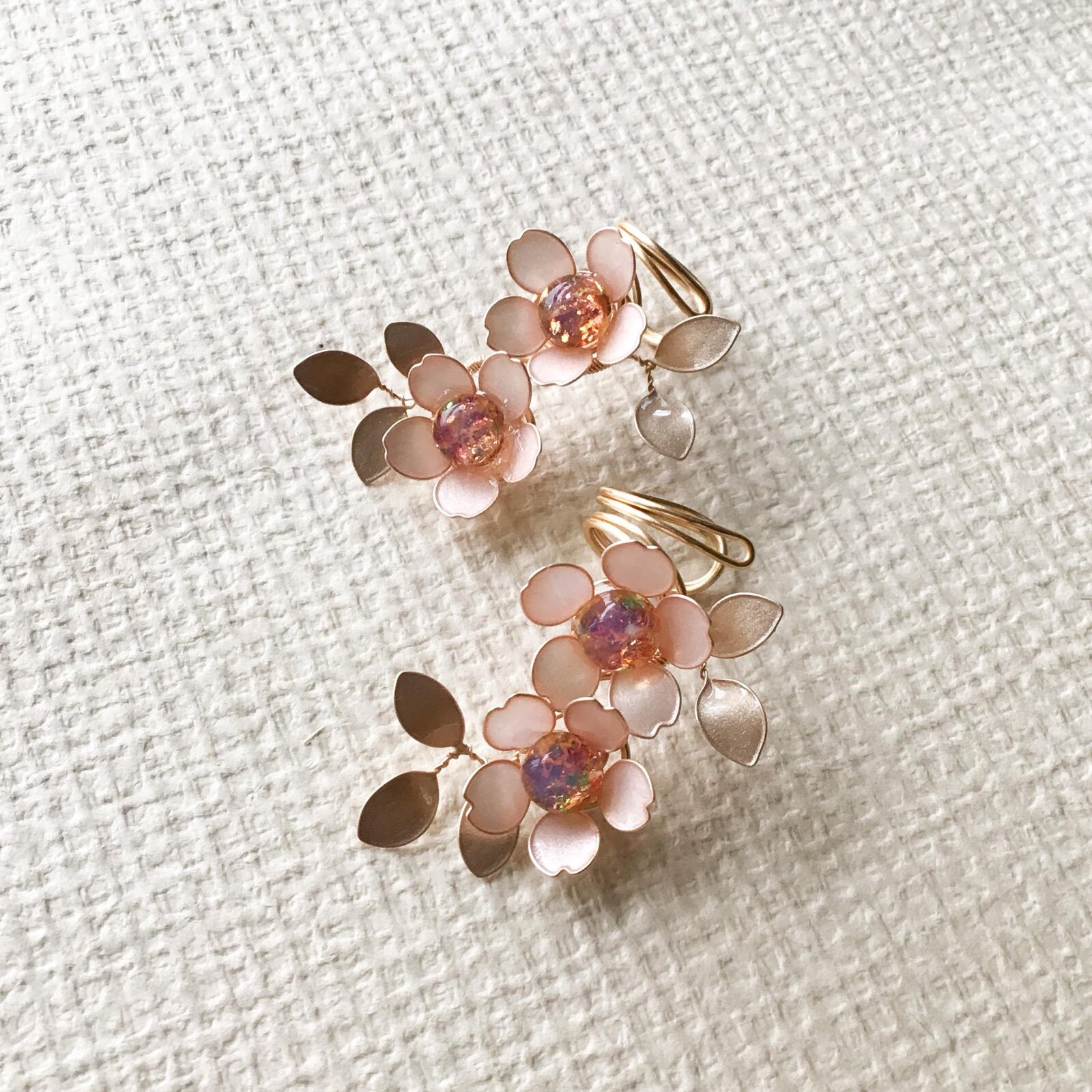 (Now Goods) Japanese fountain pen clip Moonlight cherry pen flower Eight Immortals Flowers Cherry Wild Rose White