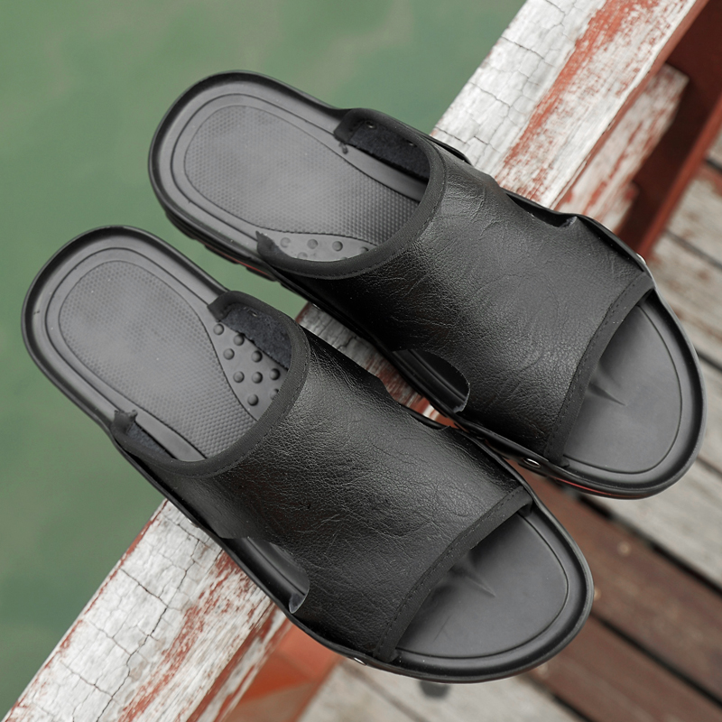 Large size slippers men's summer outer wear non-slip soft leather sandals do not grind the feet leather one word drag casual leather shoes summer