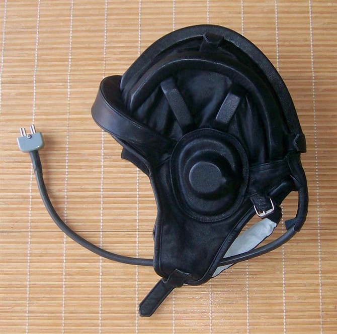 Military fans brand new northern winter with headphones tank hat winter warm with leather hat