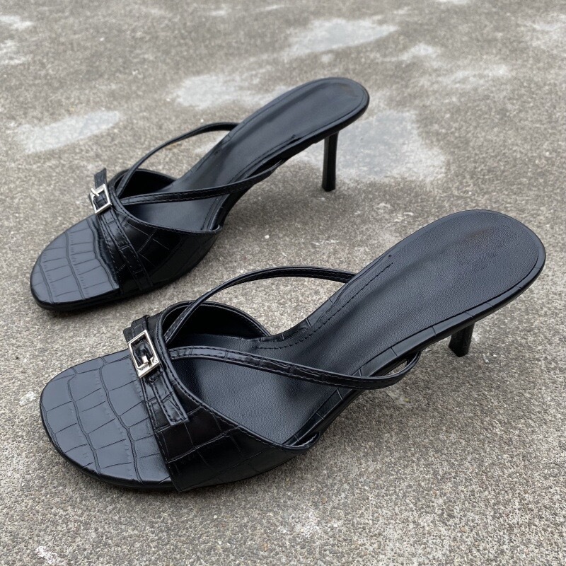 Jizi's Za Style Black High-Heeled Shoes for Women, Elegant and Socialite-Like, with a Single Buckle, Crocodile Pattern, Open-Back Stiletto Sandals