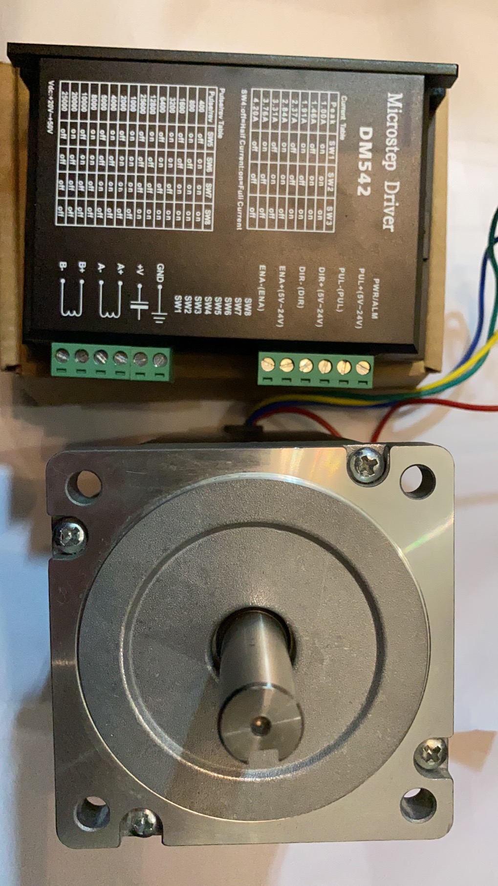 Servo and stepper motor controller forward and reverse pulse generation speed regulation PLC industrial type