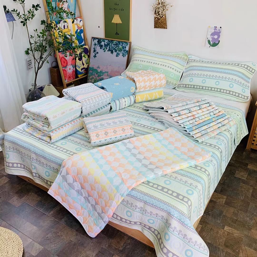 A class special six-storey gauze cool seat three pieces of pure cotton cotton cotton can be folded water wash gauze soft cool seat