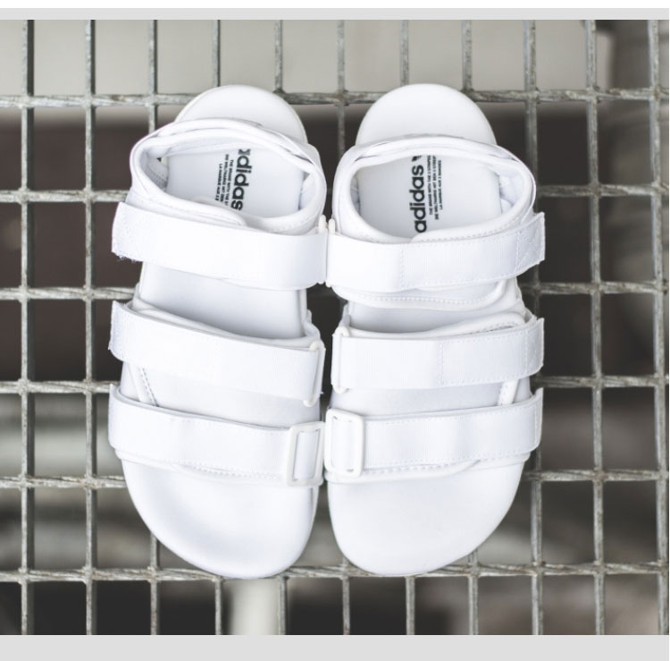 Adidas ADILETTE SANDAL quai velcro màu đen và trắng đi biển giày quai hậu nam