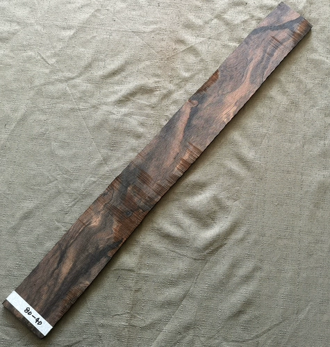 Bass Flower Ebony полосатый черный грипп гитара 700*80 Электрогитарная листовая листовая гитара Производство материала аксессуары