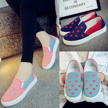Old Beijing cloth shoes canvas shoes women's shoes thick bottom small peach heart student loafer shoes one pedal flat bottom women's Korean version of the tide