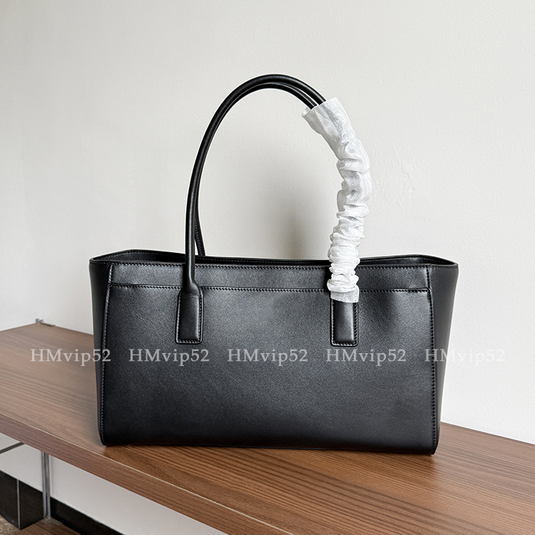 26S Spring/Summer New Cerf Leather Handle Shopping Bag Large Capacity Tote Bag Commuting Style Single Shoulder Underarm Bag for Women 26S Spring/Summer New Cerf Leather Handle Shopping Bag Large Capacity Tote Bag Commuting Style Single Shoulder Underarm Bag for Women