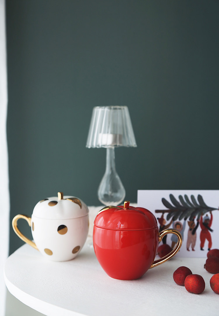 Lovelly Export Island Nation Christmas Gifts Apple Styling Gold Handle Ceramic Teapot Water Cup Coffee Cup