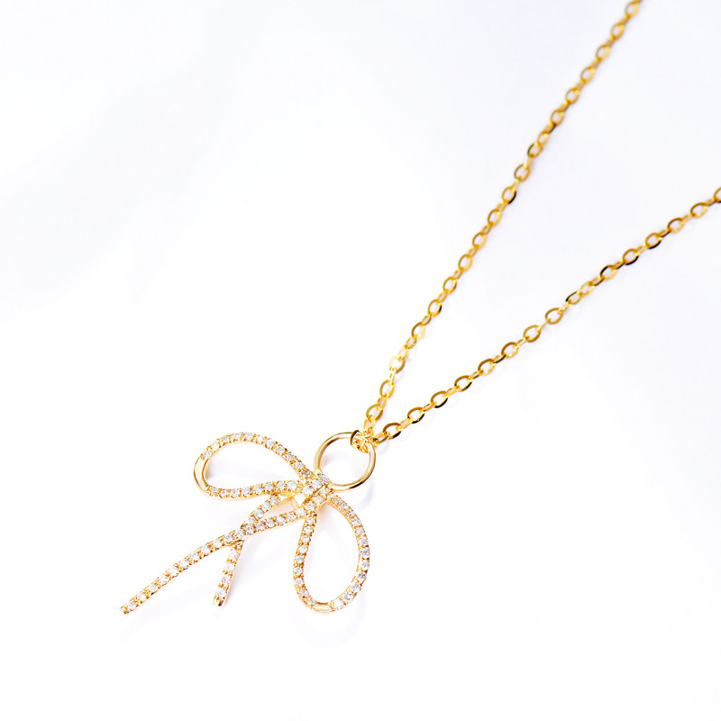 Nova Color Treasure 18k Gold Butterfly Knot Diamond Earnail Woman a three-wearing diamond pendant necklace locked bone chain