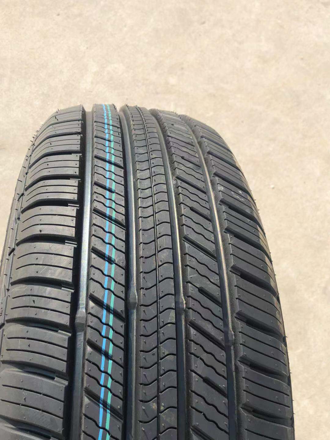 Lốp xe 215 60R17 phù hợp với Nissan Qiqi Ruihu Chuanqi GS4 hướng dẫn sử dụng lốp xe SUV hoàn toàn mới - Lốp xe giá lốp xe ô tô jinyu