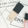 Ai Ken Charm Revitalizing Foundation Kem dưỡng ẩm che khuyết điểm Nhẹ và lâu trôi Trang điểm màu nude Kem nền dạng bột nền rõ ràng ysl le cushion encre de peau