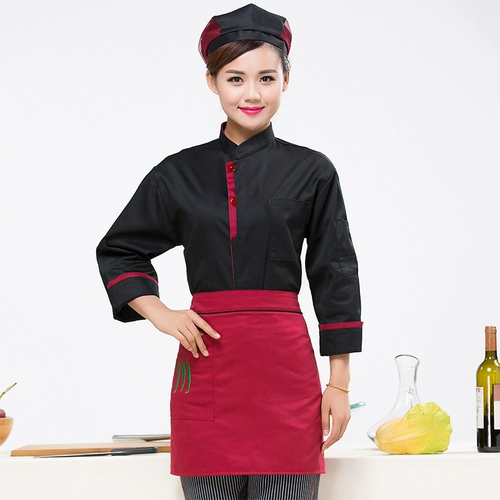 Отель с длинными рукавами.