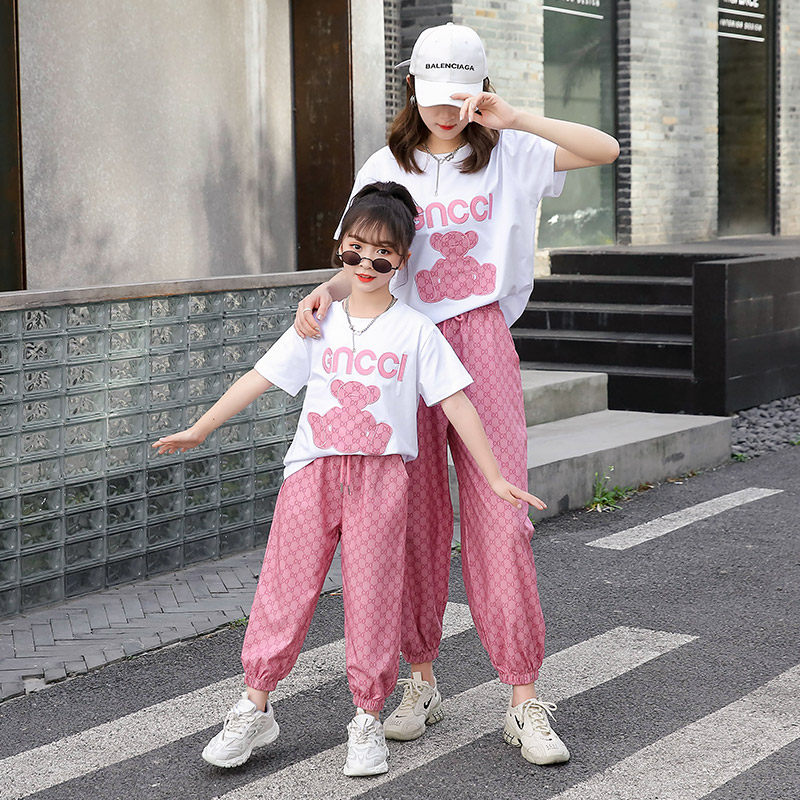Mother-daughter summer suit 2022 new parent-child wear net red Korean version of the Western style middle-aged children's sports and leisure two-piece