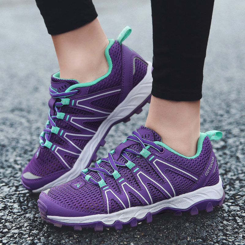 Mountaineering shoes New male and female spring and summer mesh breathable, anti-slip and leisure sneakers outdoor hiking shoes