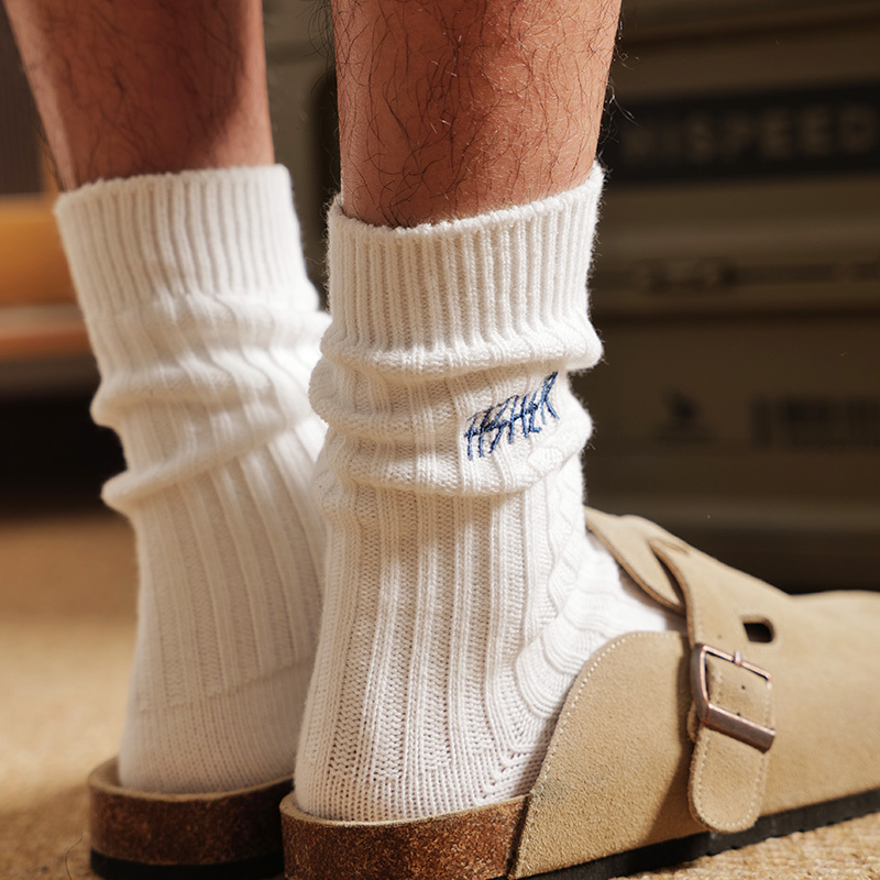 Heavy-Duty Thick-Knit White Socks for Men, Pure Cotton, Thick-Needle Embroidery, Trendy Socks, Slouch Socks, Autumn and Winter Mid-Calf Socks, Sports Socks