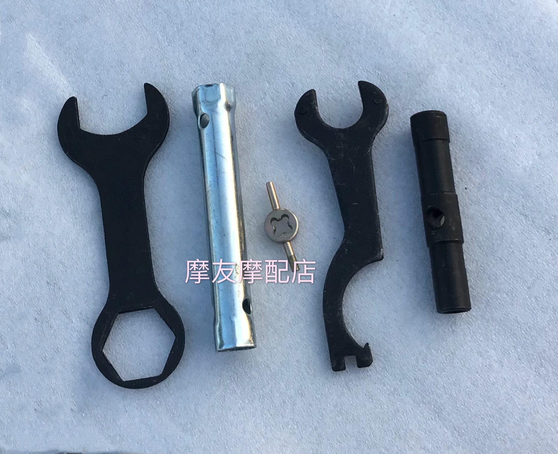Yangtze River 750 Special tools Small five pieces with three-on-the-side car tools wrench Hailling 750 accessories Special tools