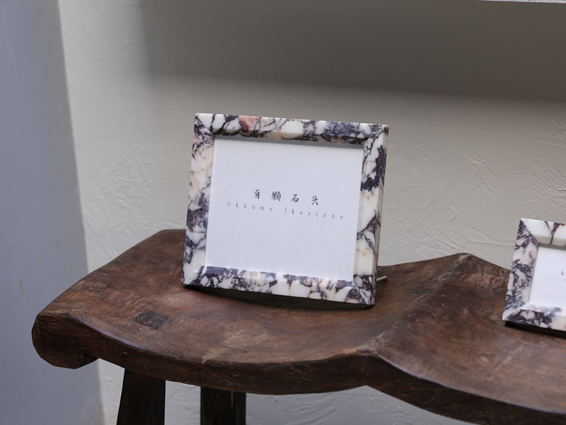 Natural Marble Photo Frame (Large) Natural Marble Photo Frame (Large)