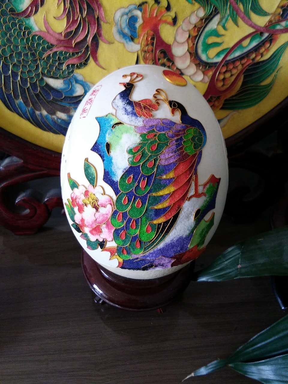 Natural Ostrich egg shell Ostrich egg carving high-grade craft gift decoration Collection decoration Birthday gift can be customized pattern