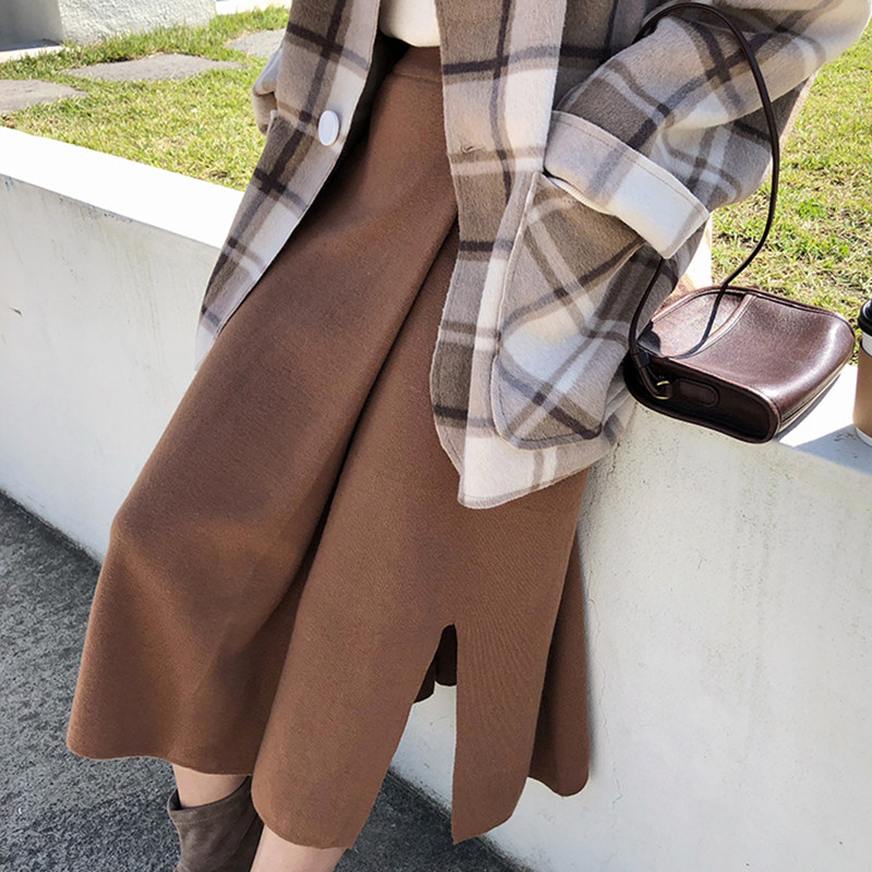 Pregnant Woman Fall New Fashion Open Fork Half Body Dress 2021 Net Red Large Size Easy to Lean Tide Mother A Character Big Swing Dress