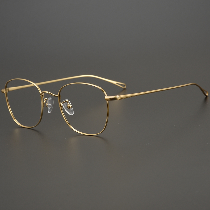 Japan Box Handmade Pure Titanium Retro Spectacle Frame Ultralight Small Face Extreme light face Men and women Myopia Prevention Blue Light