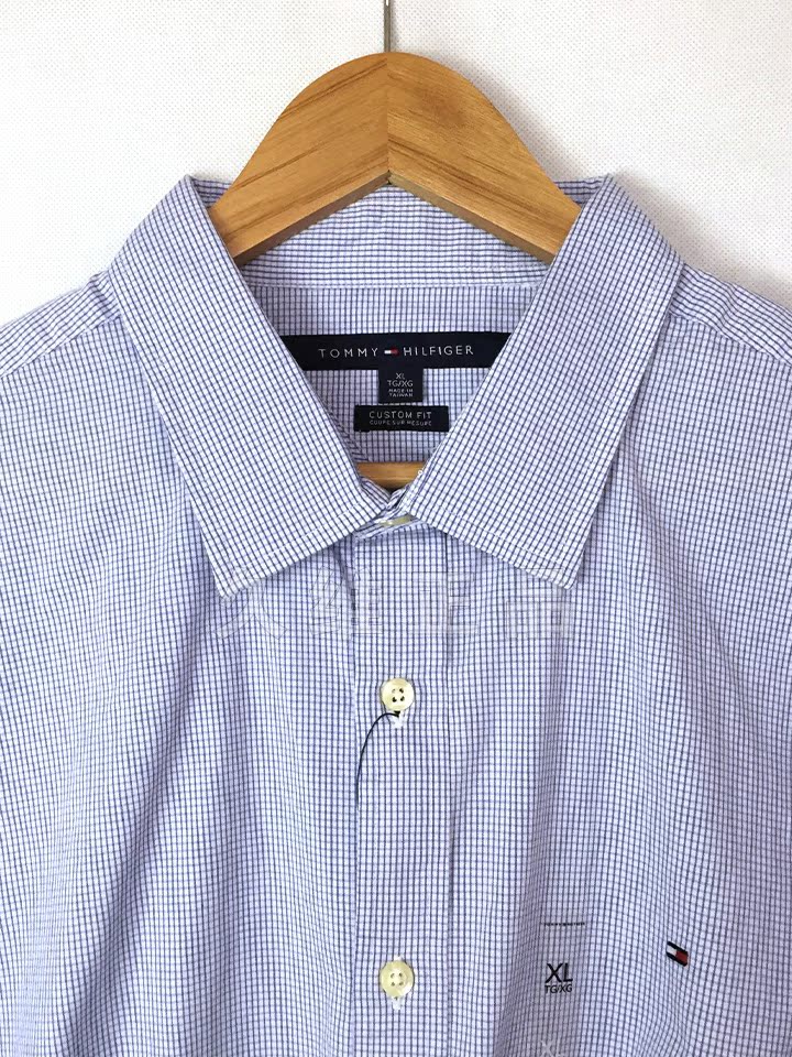 Mẫu áo cổ điển Tommy Hilfiger phiên bản Mỹ dành cho nam giản dị đặc trưng với áo sơ mi dài tay đặc biệt áo sơ mi ngắn tay