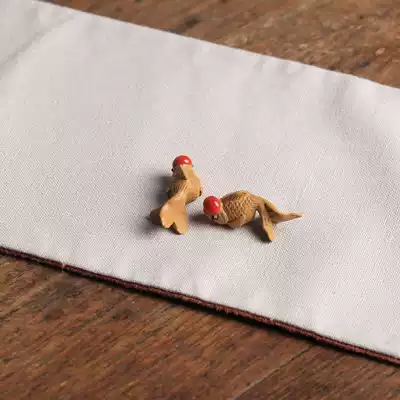 Boutique purple sand can raise handmade tea to play with small golden fish Tea art Tea ceremony Tea tableware accessories Tea pet small sculpture