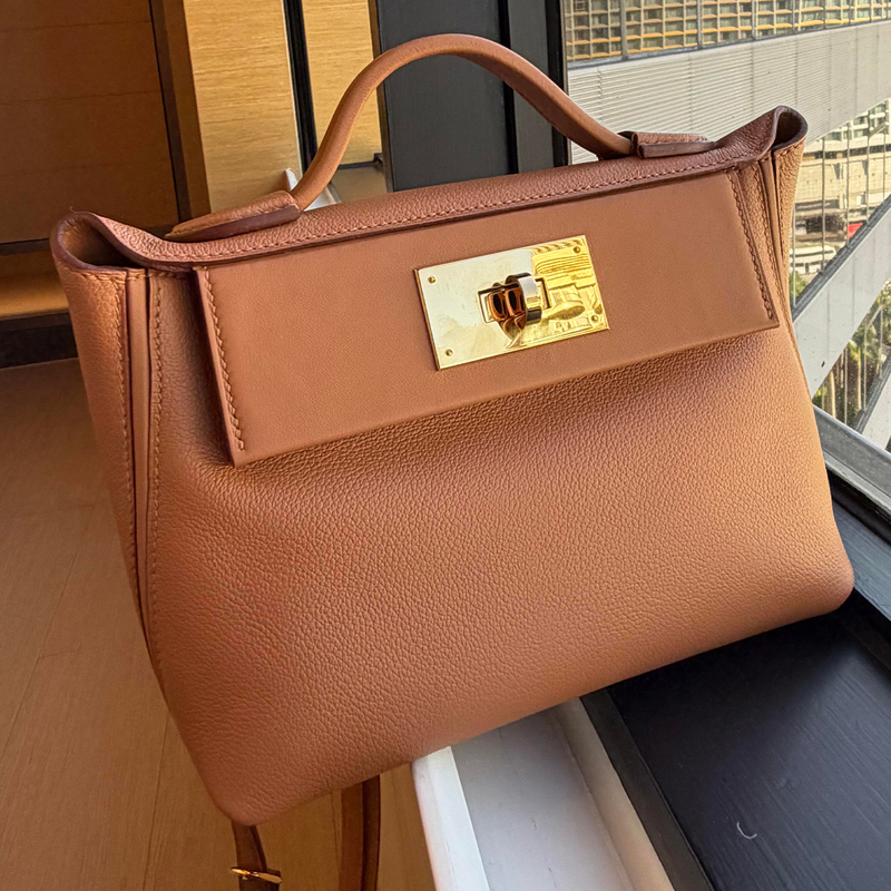 2026 Model 2424 Handmade Wax Thread Women's Handbag, Crossbody Bag, Kelly Bag, Dumpling Bag, Vintage Style Soft Leather Small Bag