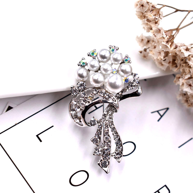 Phiên bản Hàn Quốc của xu hướng áo khoác trâm pin áo len cardigan phù hợp với trâm cài khăn lụa nữ khăn choàng pin lớn phụ kiện pin ghim cài áo vest nam Chanel
