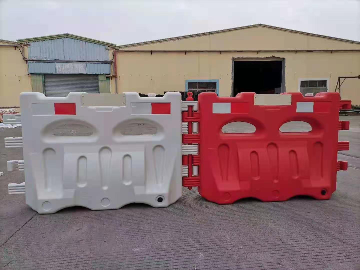 Hong Kong style high-quality plastic large water horse anti-collision isolation pier water horse fence water injection guardrail fence - Taobao