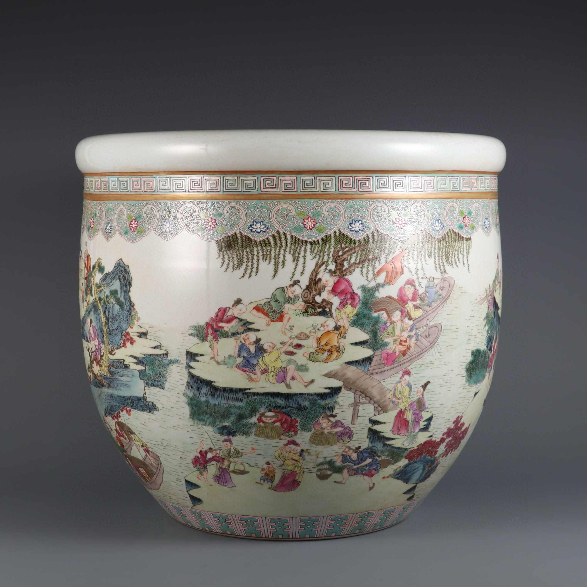 中国古美術　大清乾隆年製　粉彩花入 清乾隆年制粉彩渔家乐图大缸尺寸:高度35.5㎝口径39.6㎝