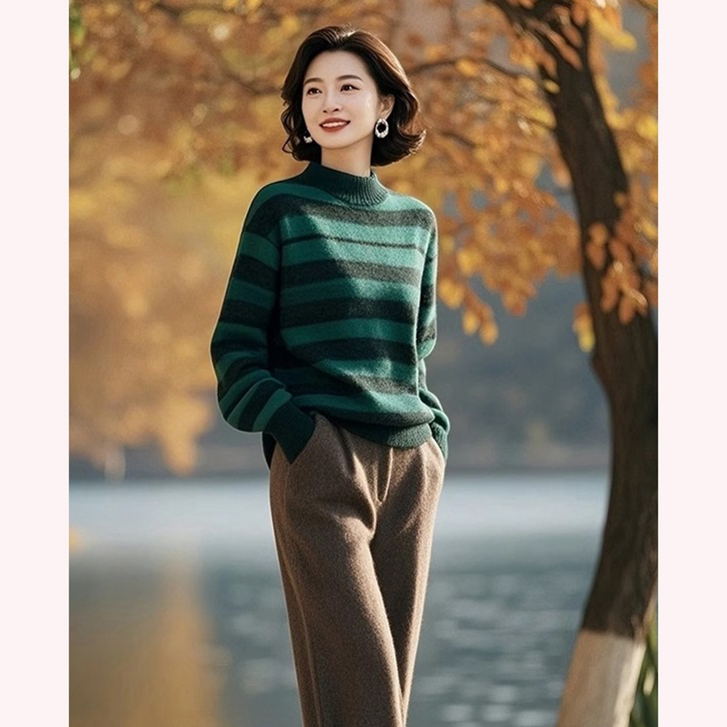 Work Commute Outfit, Fashionable and Elegant, Casual and Warm Knitwear, Green Striped Sweater, Autumn and Winter Women's Style, 25 New Styles