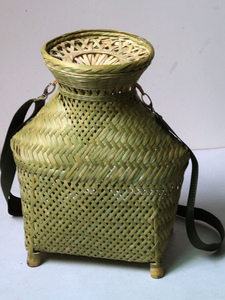 Handmade Bamboo Woven Basket with Lid for Fishing, Picking, Eel Catching, Vintage-Style Shrimp Cage, Stage Prop, Hot-Sel