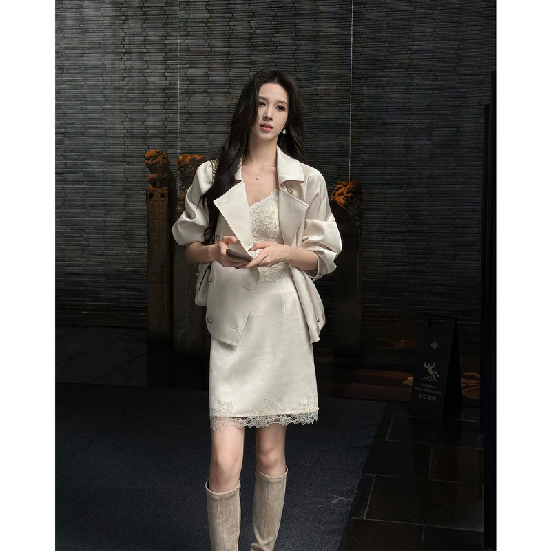 By Onion Autumn Short White Floral Trench Coat with a Turn-Down Collar, Elegant Silhouette Jacket and Half Skirt Set for Women