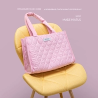 Светло-розовый