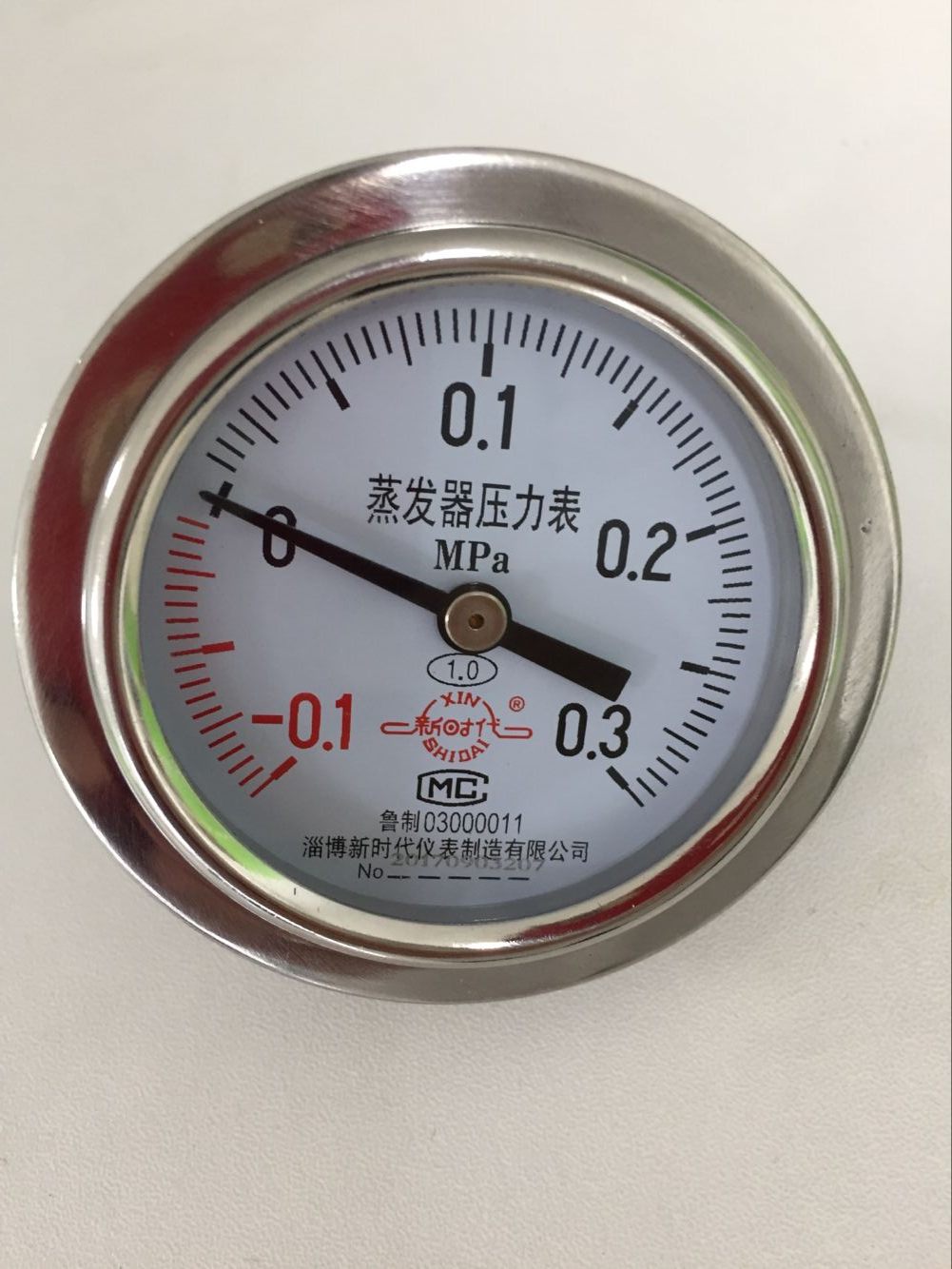 淄博新时代蒸发器压力表-0.1-0.3MPa  Y60  M14*1.5负压真空表