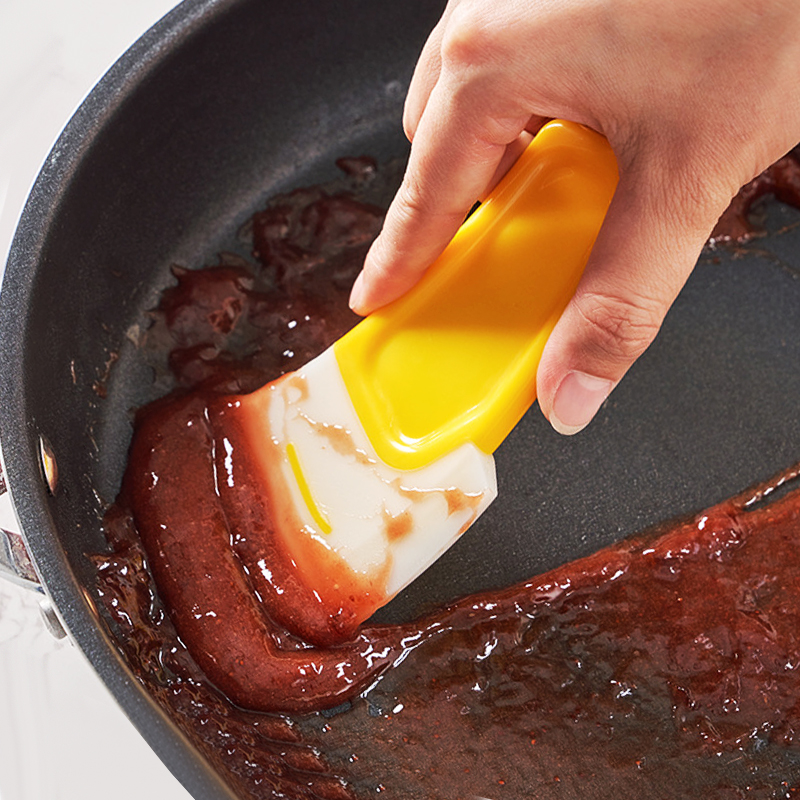 Japan KM Kitchen Baking Smear silicone cream Spread the knife Smear Knife Baking knife Pan Bowl cleaning