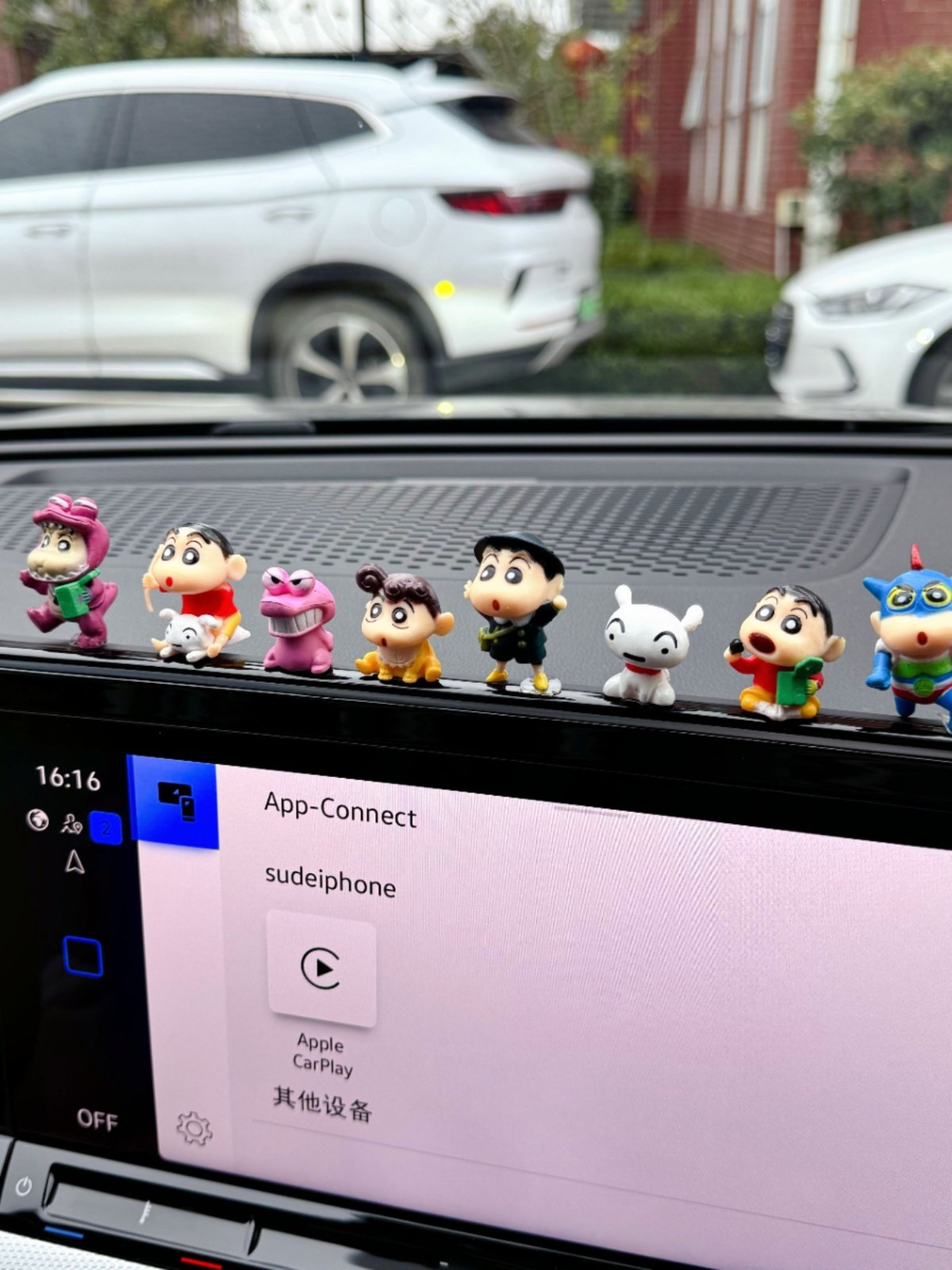 Crayon Shin-Chan Series Car Ornaments Cartoon Car Interior Center Console Screen Window Side Rearview Mirror Cute Doll Decoration
