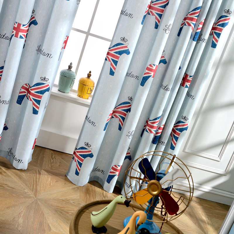 �������յ��к���ɫС�����鴰��C15XM