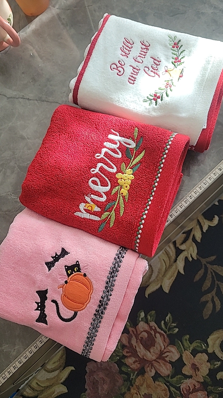 2 Pieces with Free Shipping, European and American Surplus Stock, Minor Flaws, High-End Embroidery, All-Cotton Christmas Towels, Hand Towels, Kitchen Towels, Pure Cotton, Thick and Soft 2 Pieces with Free Shipping, European and American Surplus Stock, Minor Flaws, High-End Embroidery, All-Cotton Christmas Towels, Hand Towels, Kitchen Towels, Pure Cotton, Thick and Soft