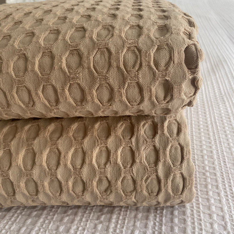 Large cotton honeycomb blanket left over from foreign trade export double cotton thickened bed sheet comfortable and breathable clearance