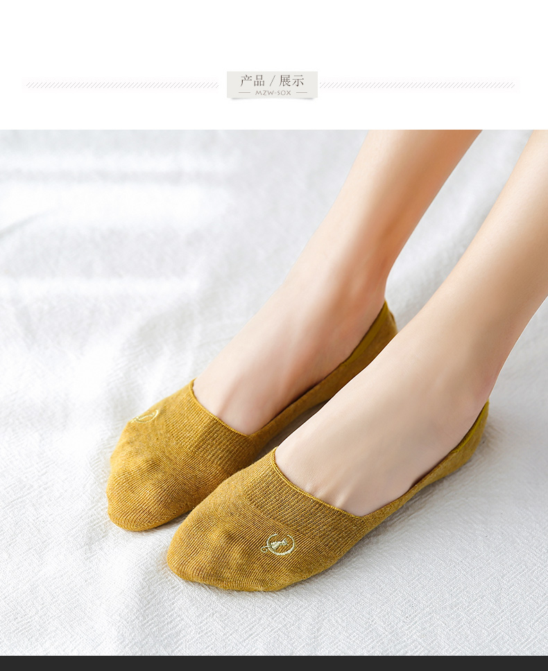 Vớ vớ nữ vớ vớ vô hình mùa xuân và mùa hè cotton thấp giúp đỡ miệng nông Hàn Quốc phần mỏng Phiên bản Hàn Quốc của tất thêu nữ dễ thương - Vớ bông quần tất đồ lót