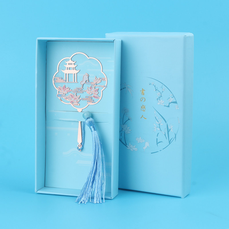 Metal hollow cute cat rabbit group fan bookmark literary exquisite tassel student antique gift customization