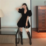 Весеннее платье, сексуальная красная юбка, яркий броский стиль, 2025 года, тренд сезона, рукава фонарики