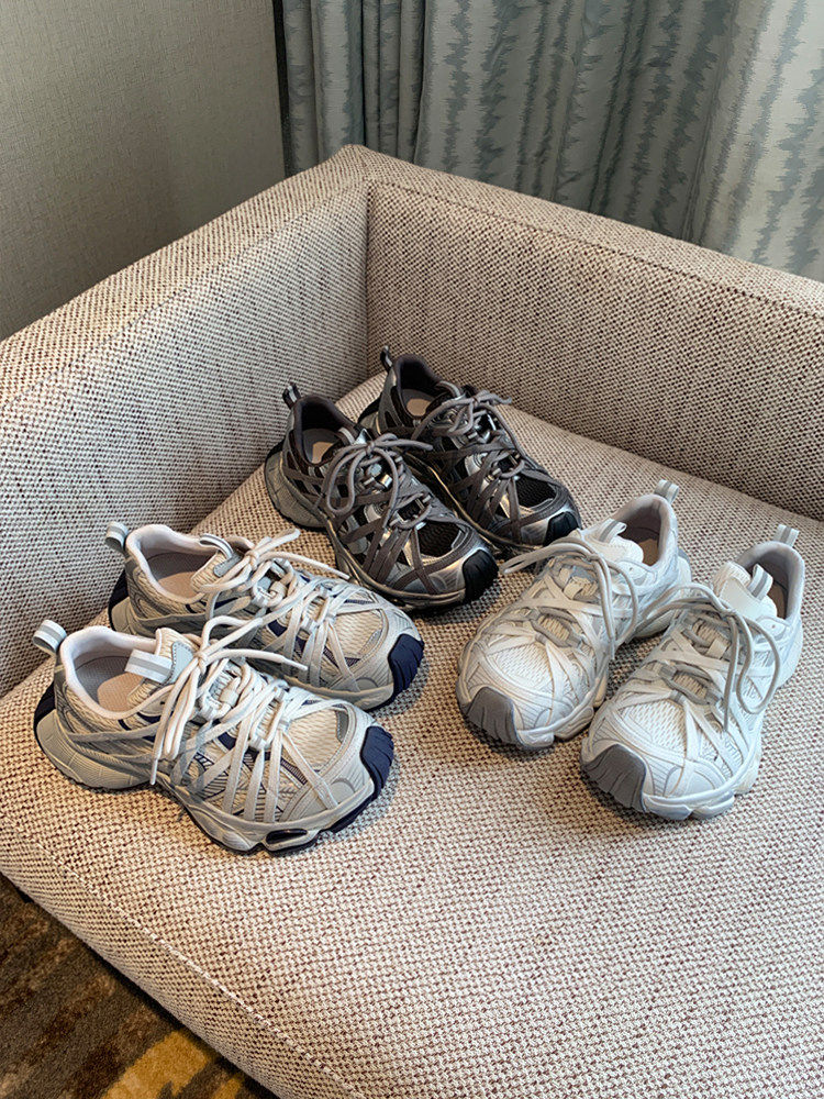 Yunjie 9cm Height-Increasing Dad Shoes for Women, 2026 New Autumn and Winter Models, Soft-Soled Thick-Soled Casual Sneakers for Petite Individuals