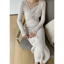 MARYME sweater dress women 2021 Spring and Autumn New slim V collar with long knee-bottom knitted dress