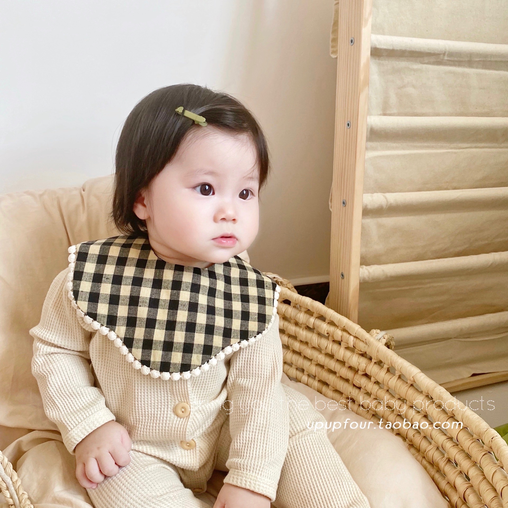 UpupFour export quality Korean in high-value baby baby scarf for a peddle around food